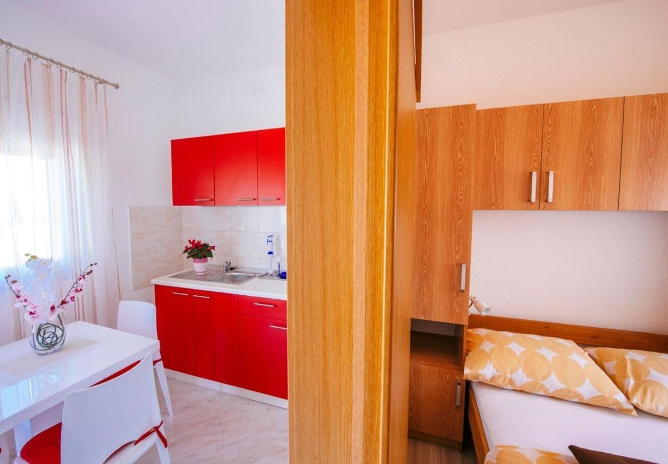Apartments Ljubo - Modern Andy Cosy Врси Экстерьер фото